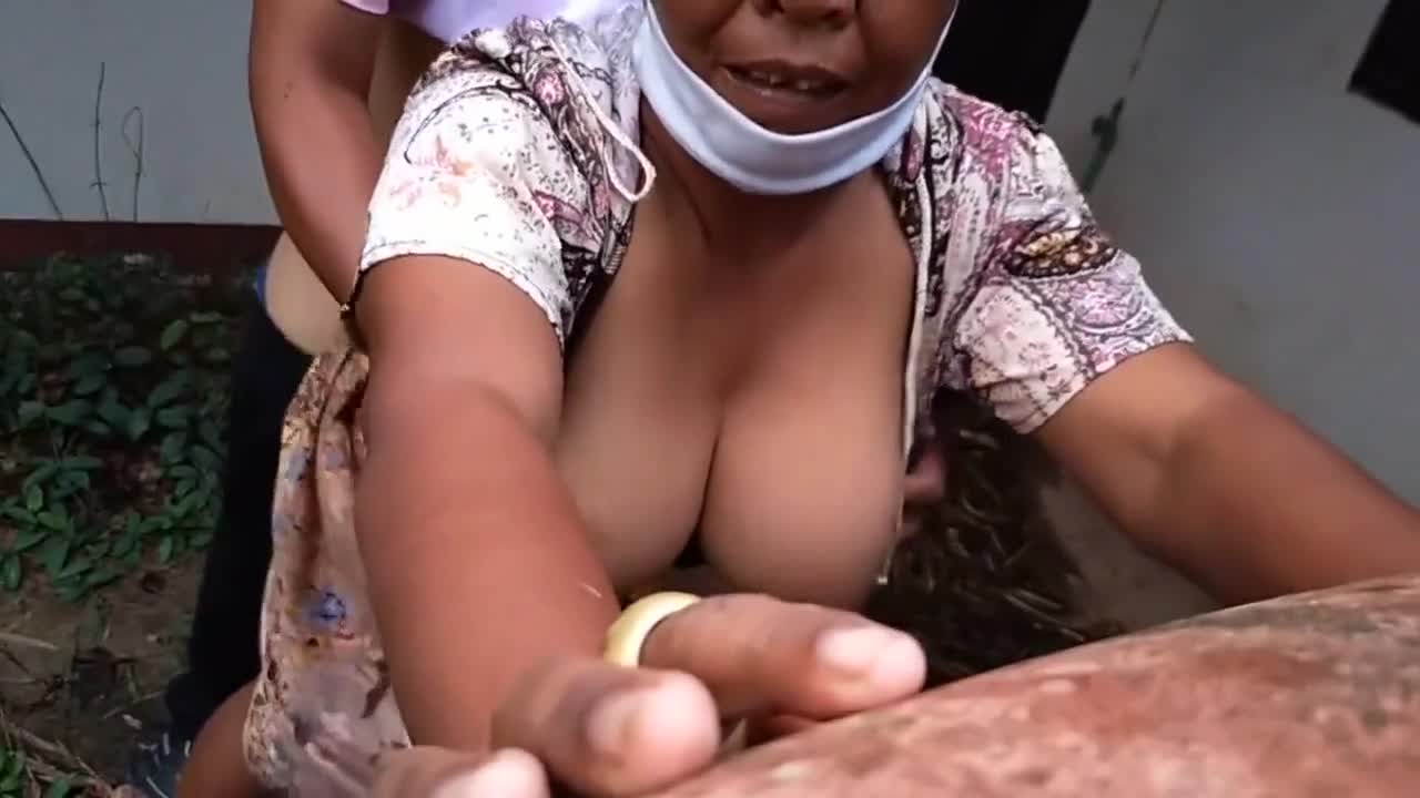 Free bbw (belles femmes rondes) Porn Gros Seins Asiatique Dehors 4 Vidéos